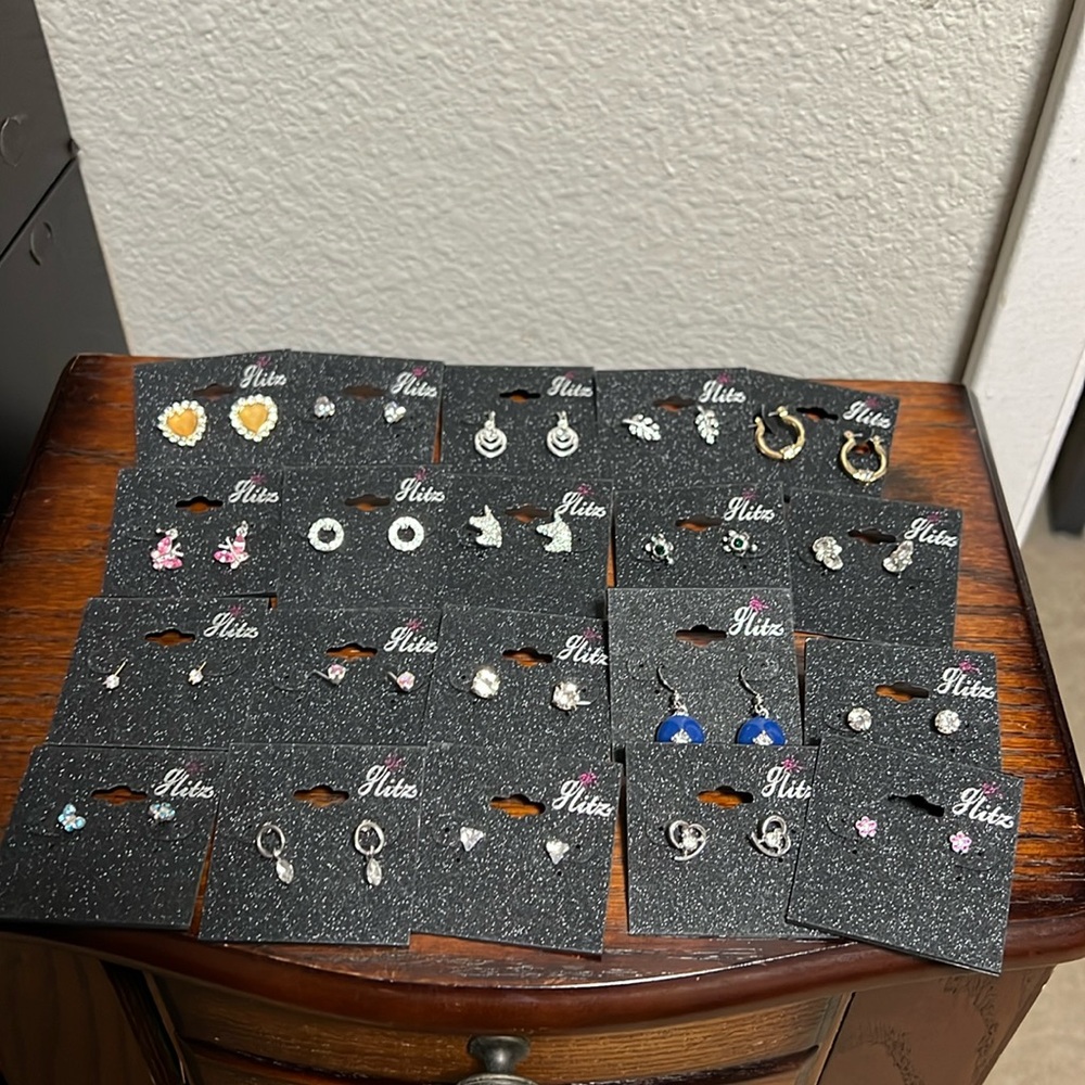 20 jewelry lot sale